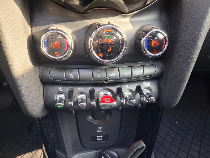 Image secondaire du véhicule 18