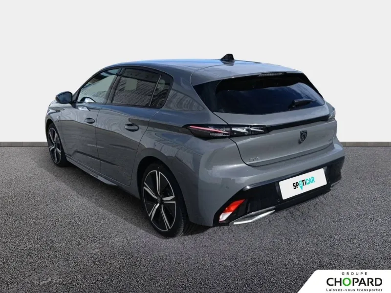 Image secondaire du véhicule 8