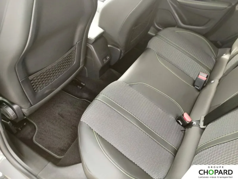 Image secondaire du véhicule 12