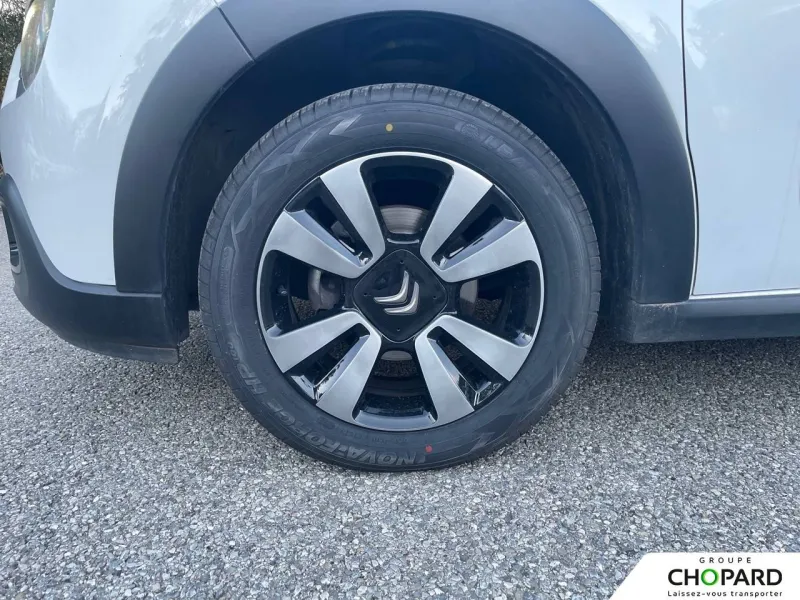 Image secondaire du véhicule 10