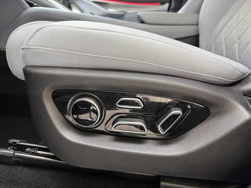 Image secondaire du véhicule 6