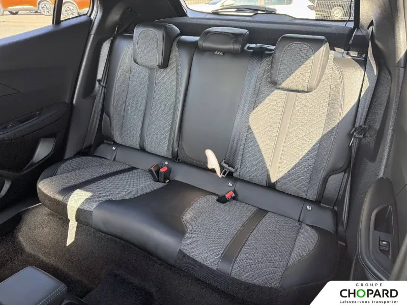 Image secondaire du véhicule 20