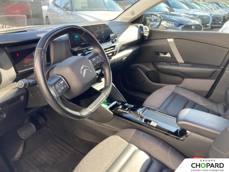 Image secondaire du véhicule 11