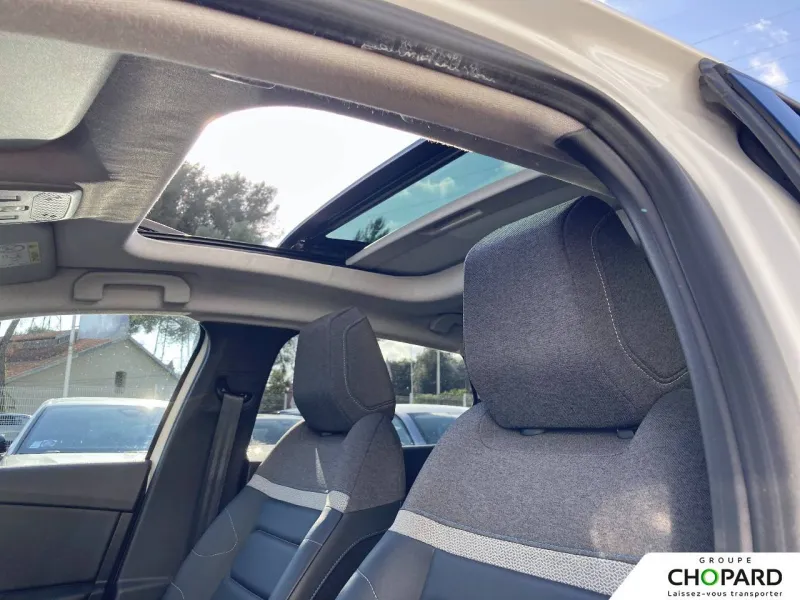 Image secondaire du véhicule 19