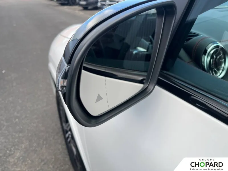 Image secondaire du véhicule 22