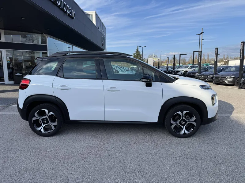 Image secondaire du véhicule 4