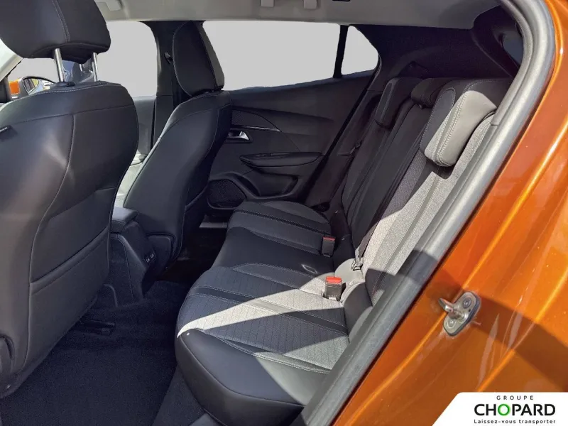 Image secondaire du véhicule 12