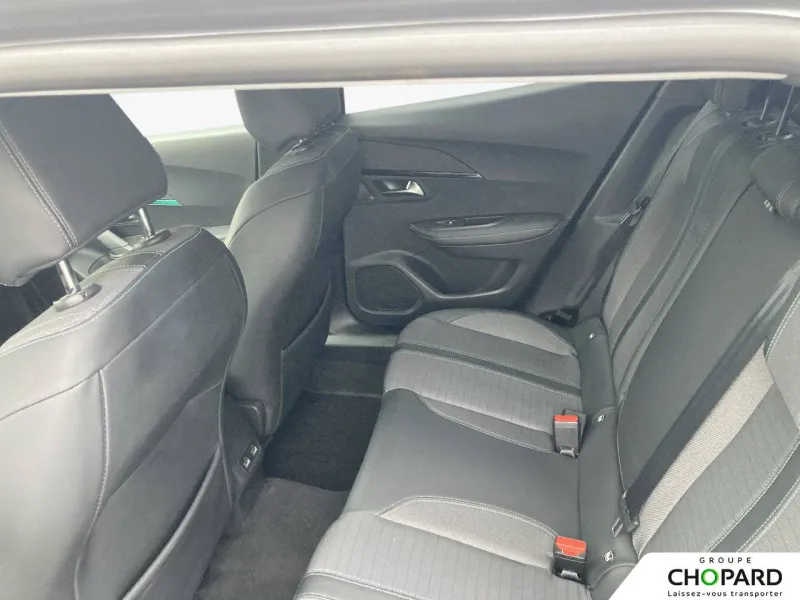 Image secondaire du véhicule 12