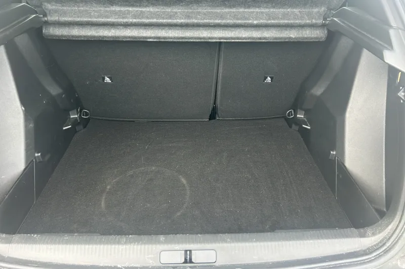 Image secondaire du véhicule 10