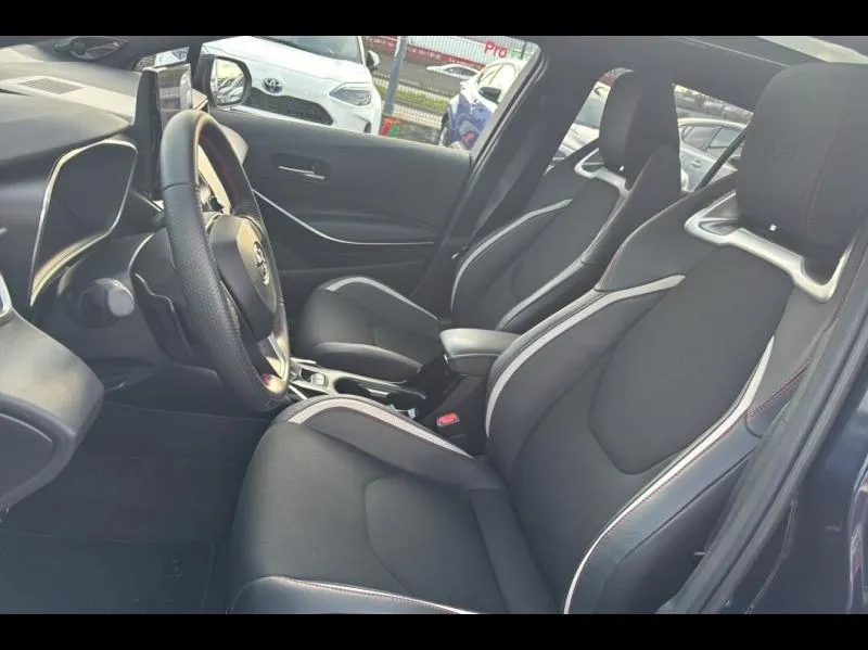 Image secondaire du véhicule 11