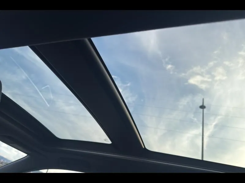 Image secondaire du véhicule 14