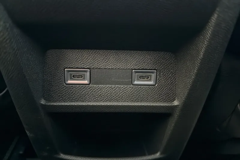 Image secondaire du véhicule 26