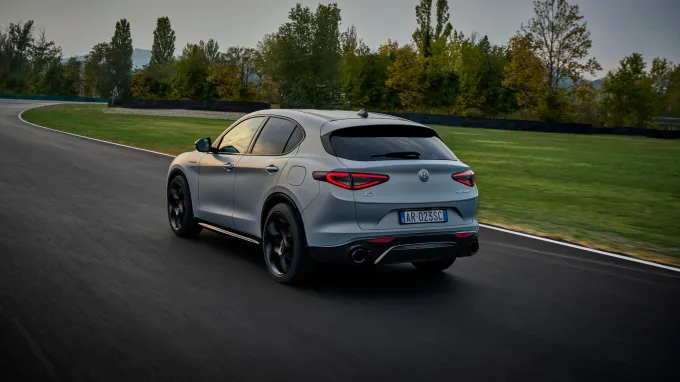 Alfa Romeo Stelvio : Profil