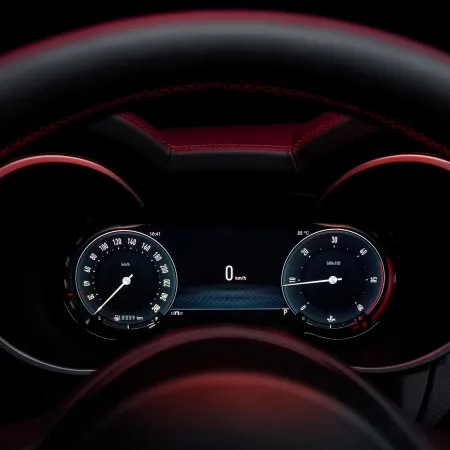 Alfa Romeo Stelvio : Compteur affichage heritage