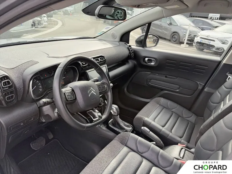 Image secondaire du véhicule 11