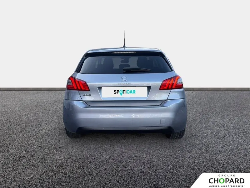 Image secondaire du véhicule 6