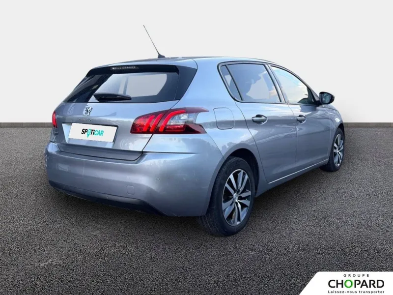 Image secondaire du véhicule 9