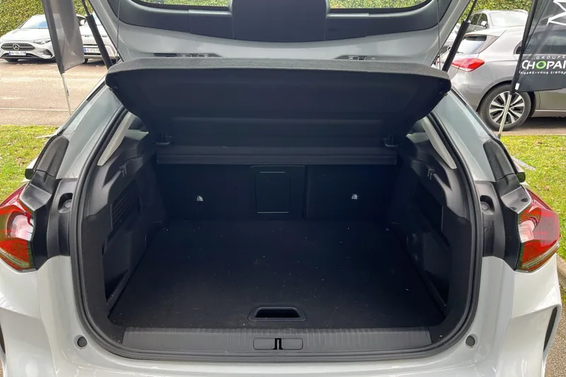 Image secondaire du véhicule 9