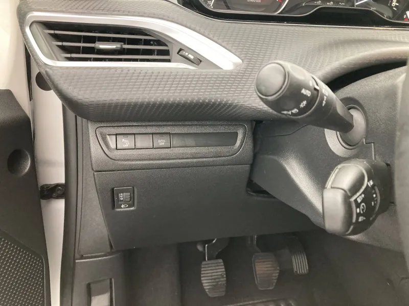 Image secondaire du véhicule 10