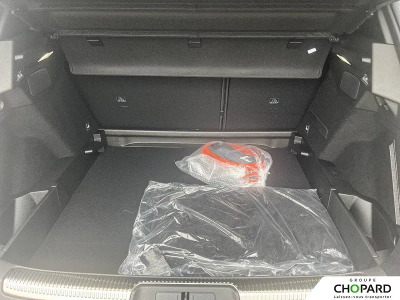 Image secondaire du véhicule 9