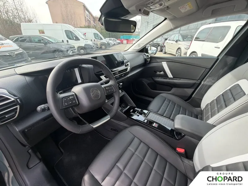 Image secondaire du véhicule 3