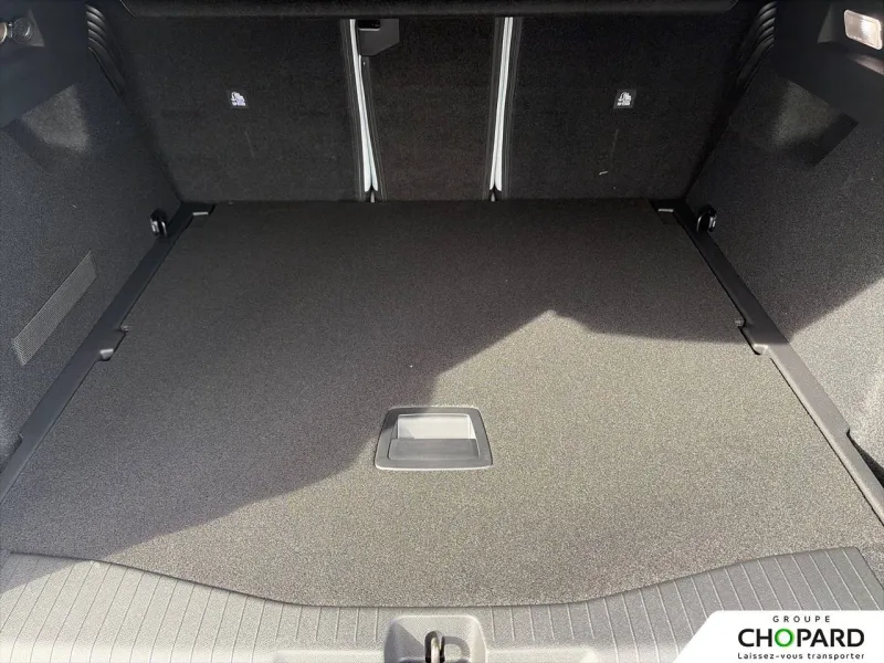 Image secondaire du véhicule 9