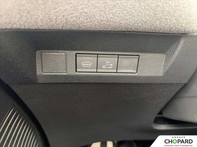 Image secondaire du véhicule 23