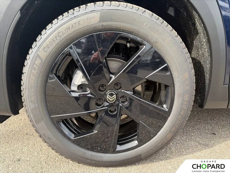 Image secondaire du véhicule 24