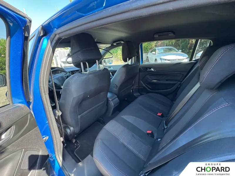 Image secondaire du véhicule 12