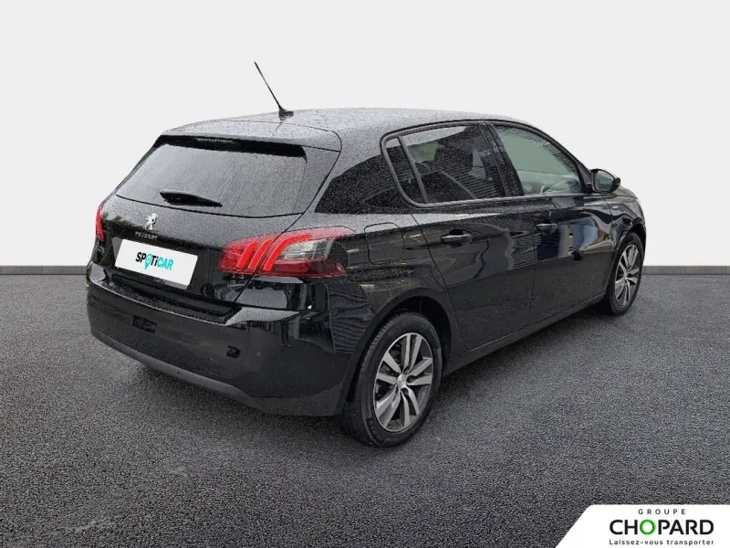 Image secondaire du véhicule 9