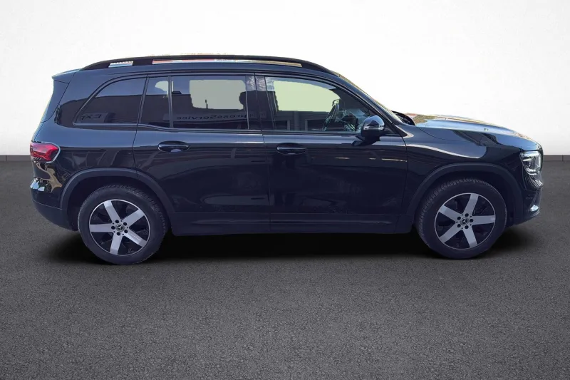 Image secondaire du véhicule 8