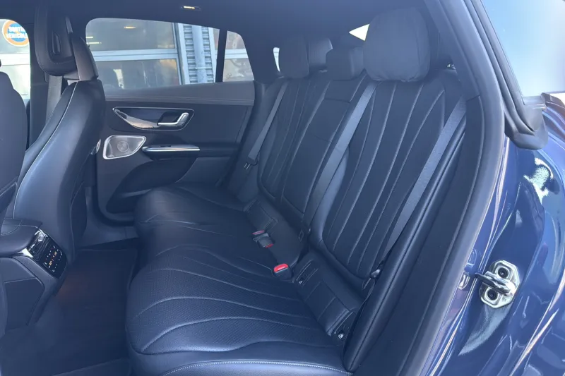 Image secondaire du véhicule 12