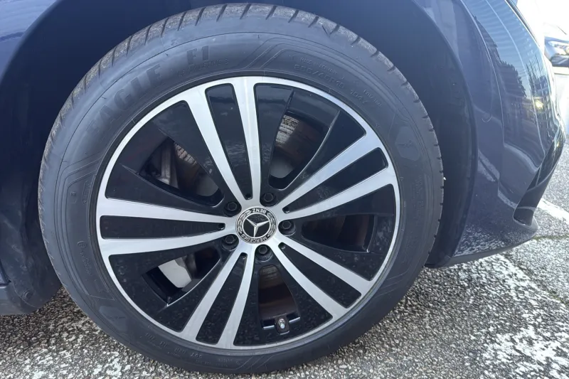 Image secondaire du véhicule 14