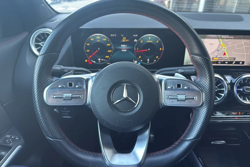 Image secondaire du véhicule 18