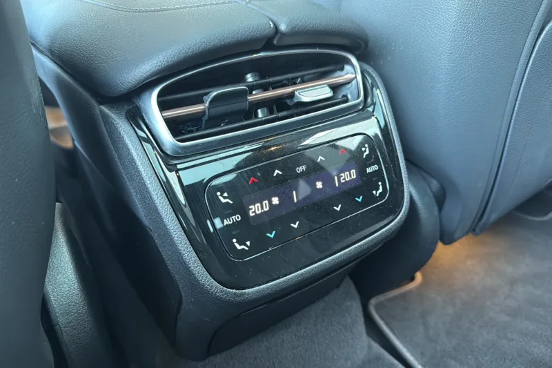 Image secondaire du véhicule 43