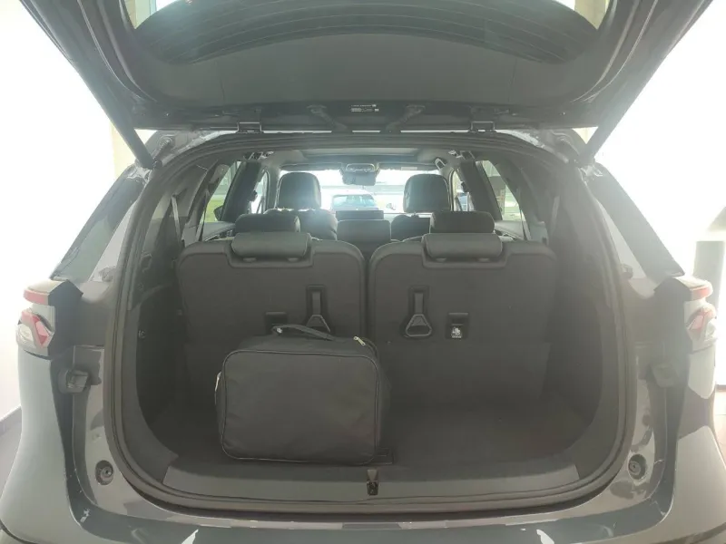 Image secondaire du véhicule 19