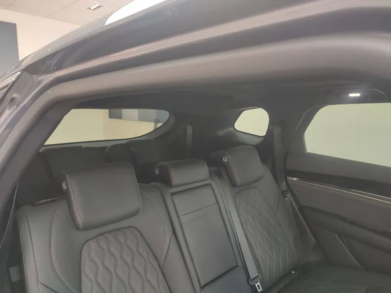 Image secondaire du véhicule 20