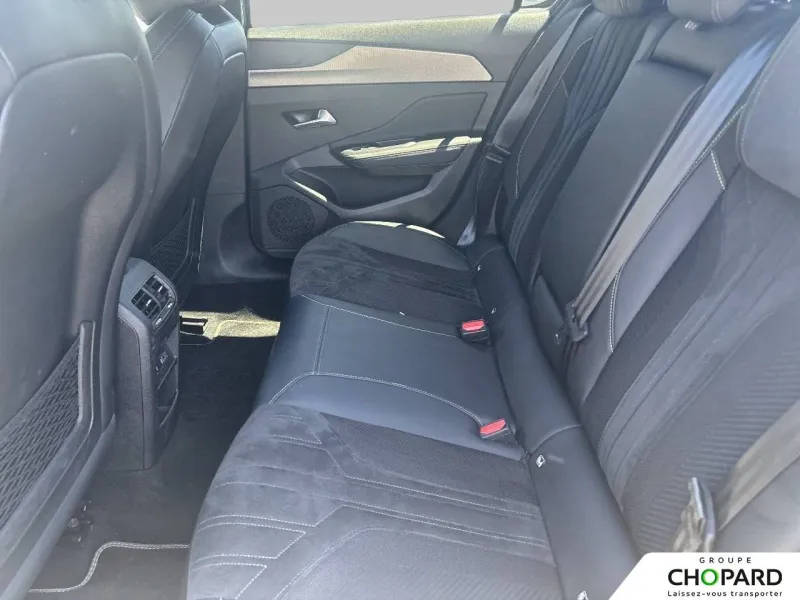 Image secondaire du véhicule 12