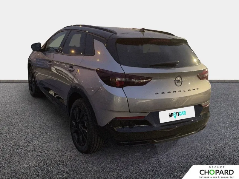 Image secondaire du véhicule 8