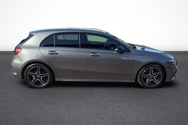 Image secondaire du véhicule 8