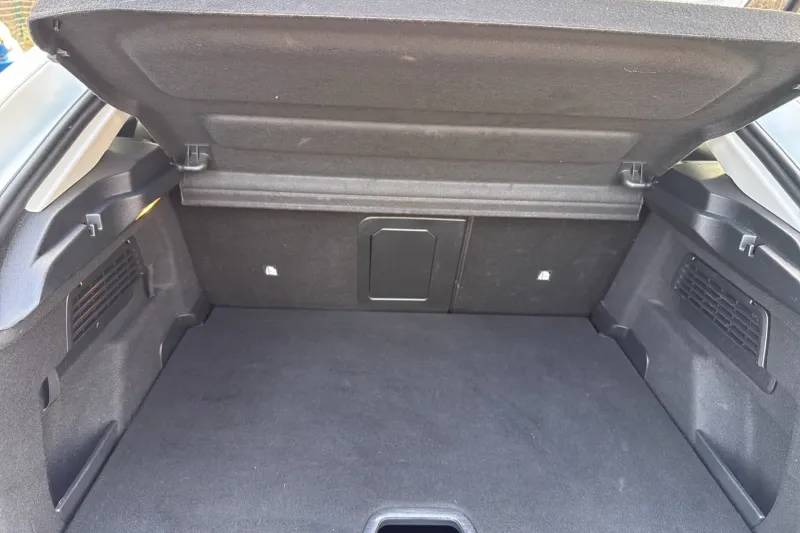 Image secondaire du véhicule 10