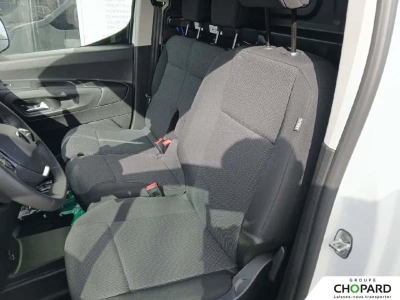 Image secondaire du véhicule 12