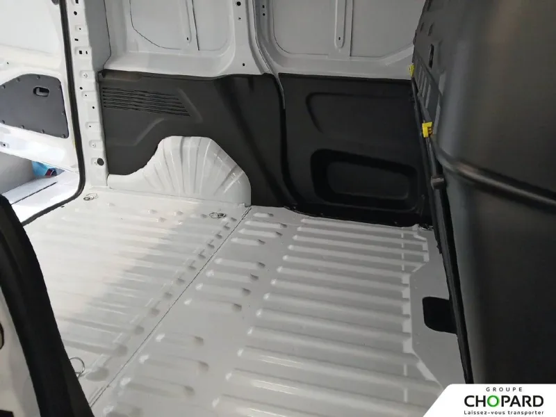 Image secondaire du véhicule 21