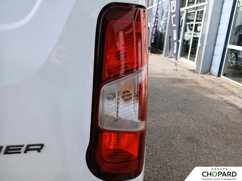 Image secondaire du véhicule 24