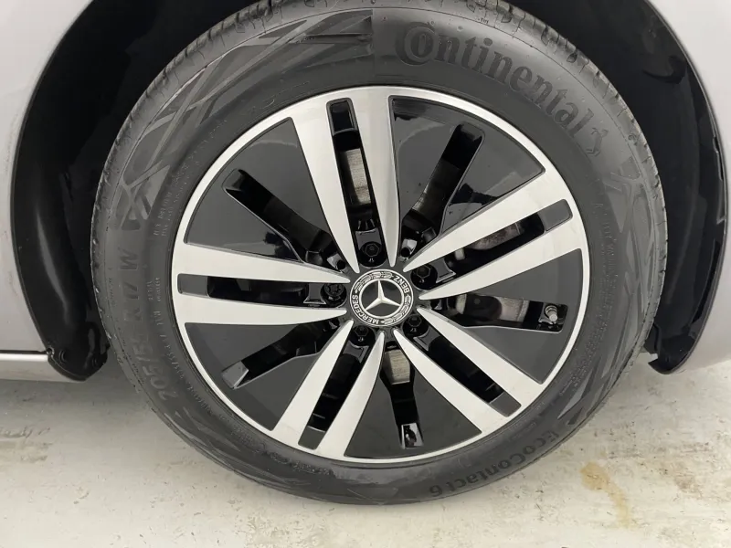 Image secondaire du véhicule 14