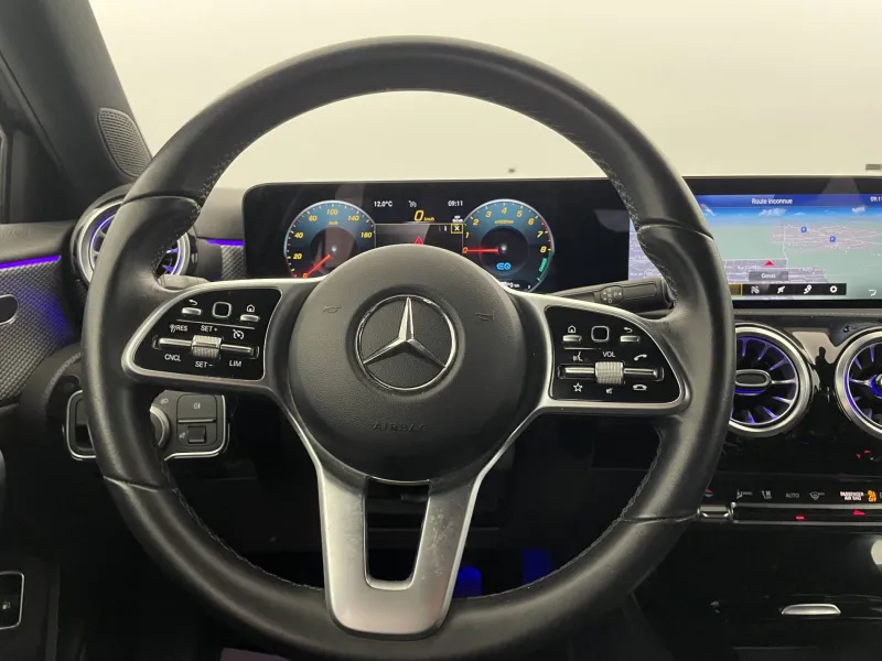 Image secondaire du véhicule 24