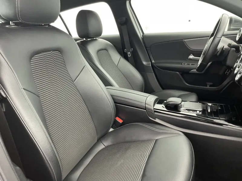 Image secondaire du véhicule 29