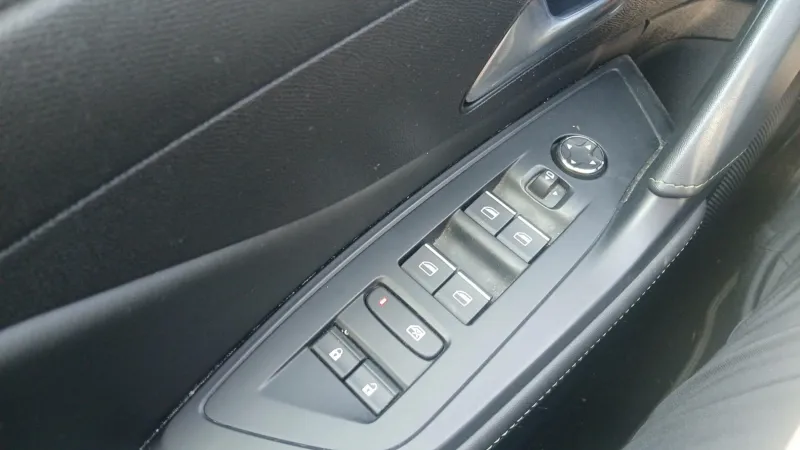 Image secondaire du véhicule 28