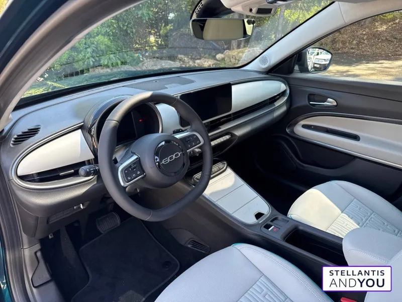 Image secondaire du véhicule 13