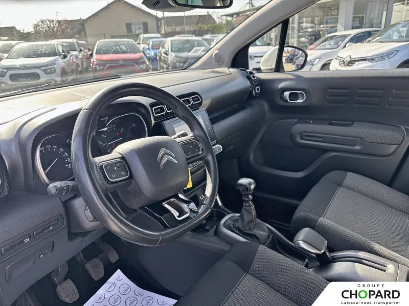 Image secondaire du véhicule 11